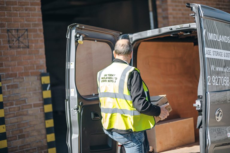 UK Today Midlands Same Day Pharmaceutical Couriers